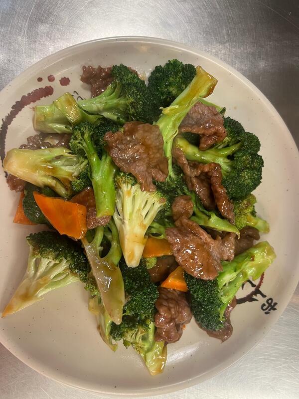 (L) Broccoli