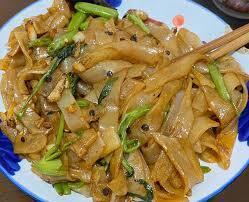 Vegetable Chow Ho Fun